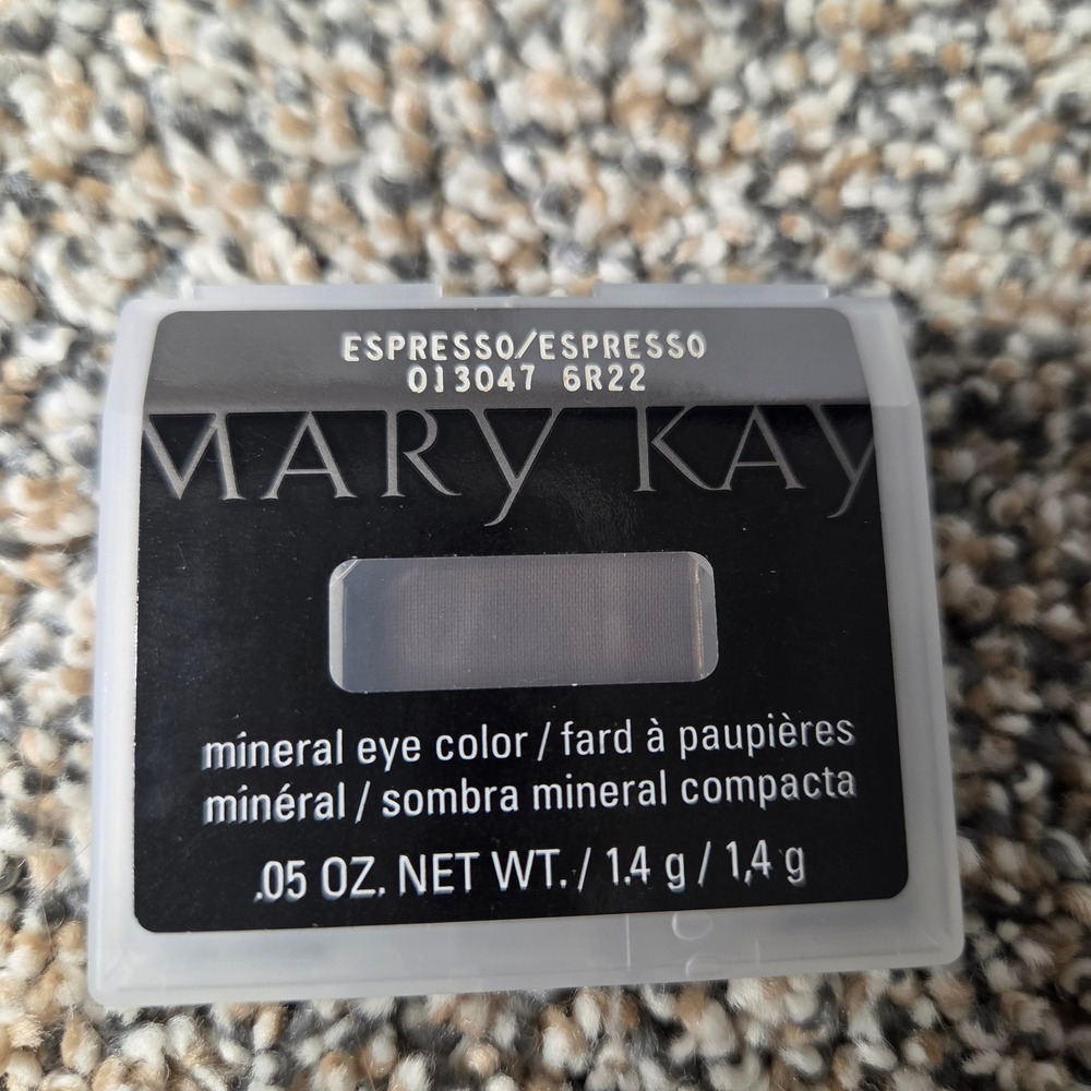 Mary Kay Mineral Eye Color Espresso 013047 Matte Brown Eyeshadow 0.05 oz 1.4g